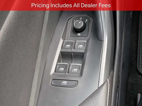 Used 2025 Volkswagen Jetta Sport FWD image 24