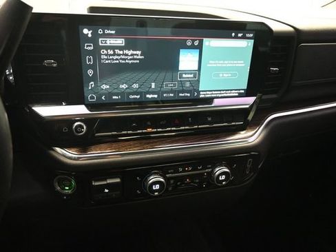 Used 2023 GMC Sierra 1500 Elevation w/ LPO, Elevation Black Package AWD/4WD image 7