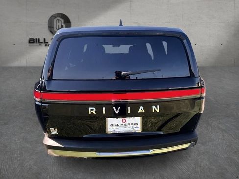 Used 2023 Rivian R1S Adventure AWD/4WD image 7