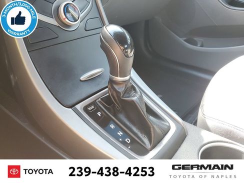 Used 2014 Hyundai Elantra SE FWD image 27