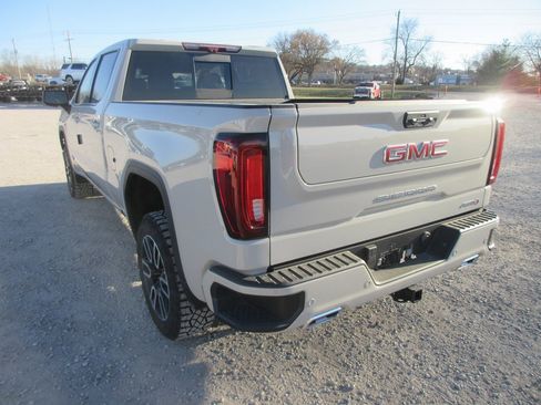 New 2026 GMC Sierra 1500 AT4 w/ AT4 Premium Package image 9
