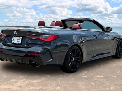 Used 2022 BMW M440i Convertible RWD image 4