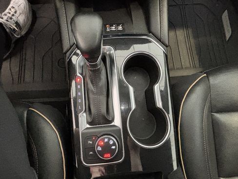 Used 2023 Chevrolet Blazer Premier image 15