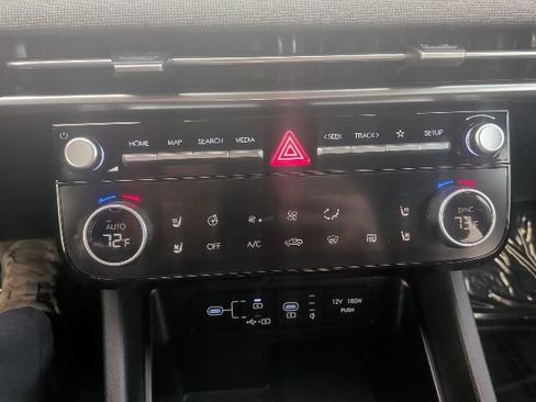 Used 2025 Hyundai Santa Cruz Limited image 23