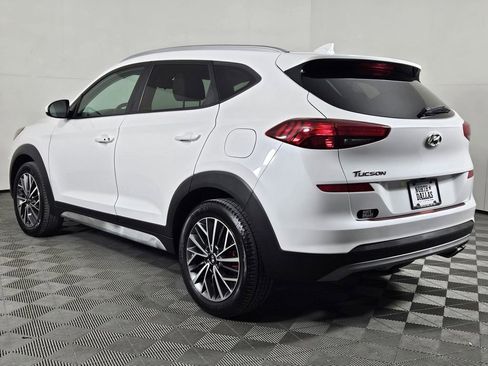 Used 2021 Hyundai Tucson SEL FWD image 2