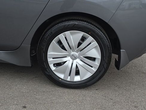 Used 2025 Nissan Leaf S image 34