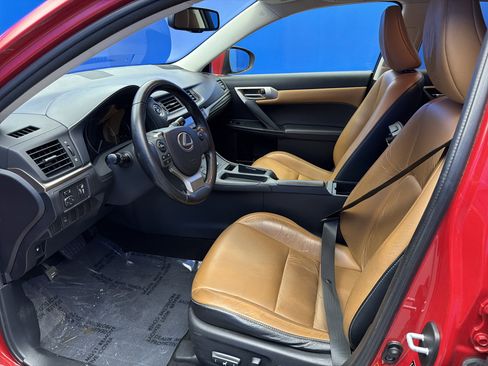 Used 2017 Lexus CT 200h w/ Accessory Package image 13