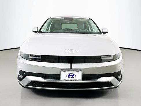 New 2026 Hyundai Ioniq 5 SEL image 2