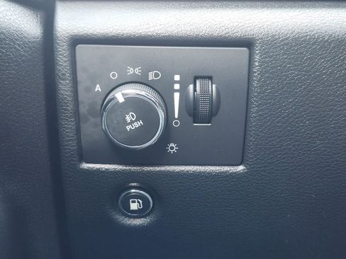 Used 2015 Jeep Grand Cherokee Altitude image 20