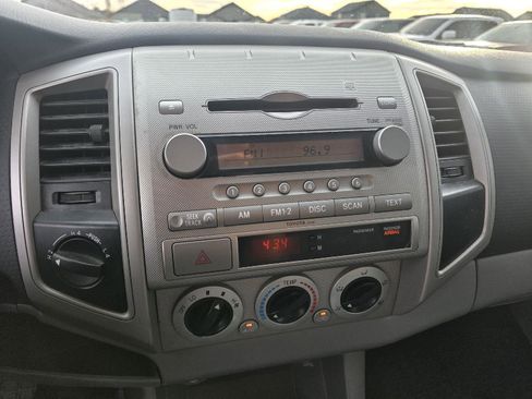 Used 2005 Toyota Tacoma 4x4 Double Cab image 17