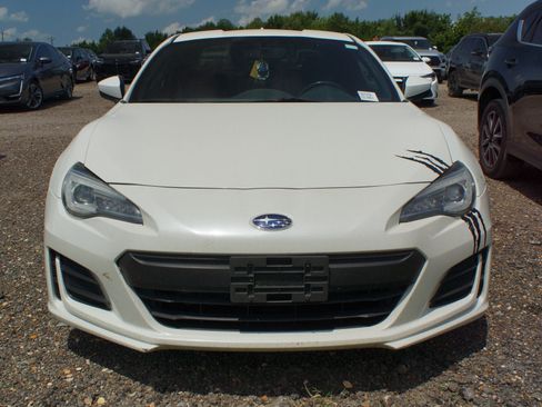 Used 2018 Subaru BRZ Premium w/ Popular Package #3 RWD image 2