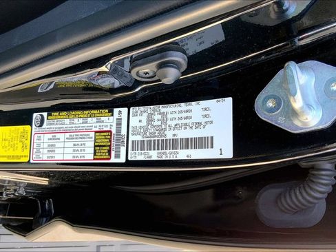 Used 2024 Toyota Sequoia SR5 w/ SR5 Premium Package AWD/4WD image 33