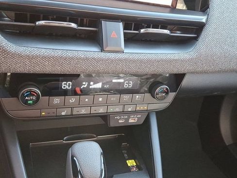 New 2026 Subaru Outback Limited AWD/4WD image 13