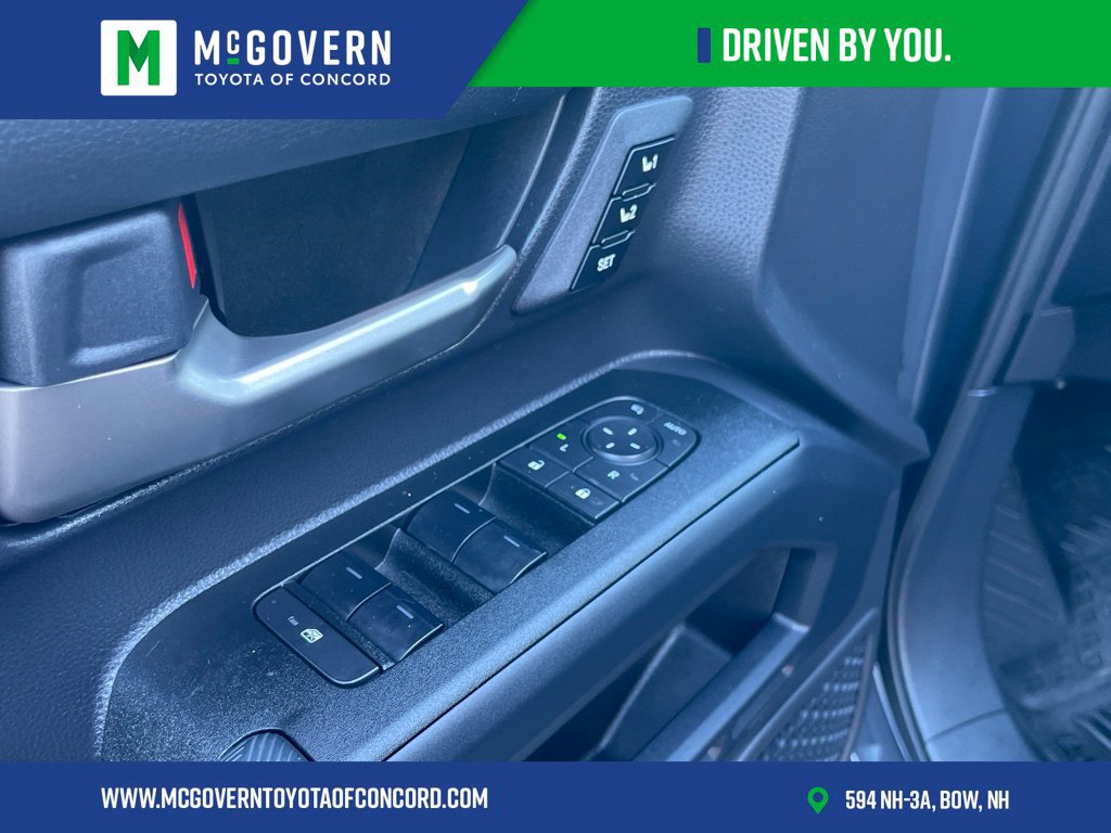 Used 2026 Toyota 4Runner Limited AWD/4WD image 15