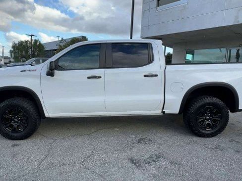 Used 2023 Chevrolet Silverado 1500 ZR2 w/ Technology Package image 5