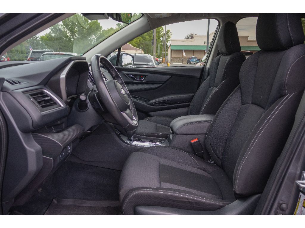 Used 2025 Subaru Ascent Premium AWD/4WD image 17
