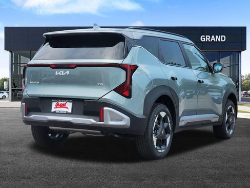 New 2027 Kia Seltos EX AWD/4WD image 5