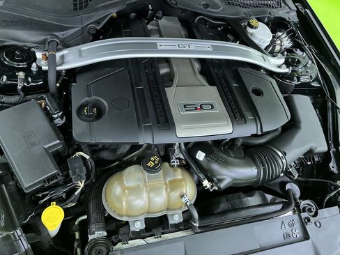 Used 2019 Ford Mustang GT Premium w/ Equipment Group 401A RWD image 30