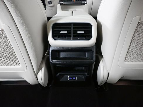 Certified 2025 Mercedes-Benz GLE 450e 4MATIC image 18