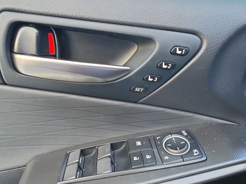 Used 2025 Lexus IS 350 F Sport w/ Accessory Package RWD image 19
