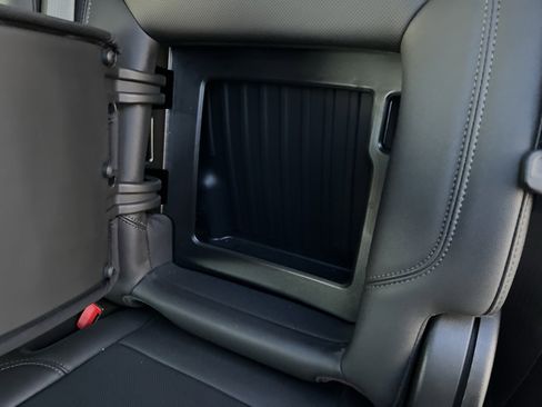 Certified 2022 Chevrolet Silverado 1500 LTZ w/ LTZ Convenience Package II image 20