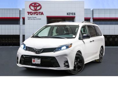 Certified 2020 Toyota Sienna SE
