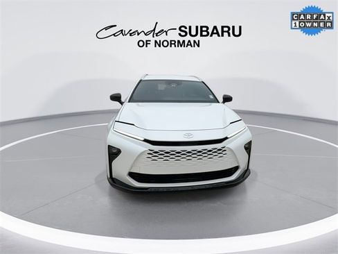 Used 2025 Toyota Crown Signia image 7