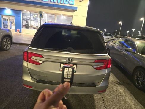 Used 2018 Honda Odyssey EX-L image 6