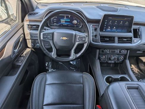 Used 2023 Chevrolet Suburban Premier image 14