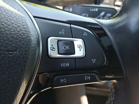Used 2019 Volkswagen Jetta R-Line FWD image 22