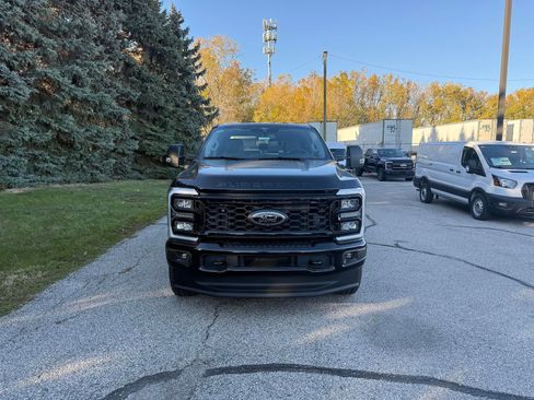 New 2026 Ford F350 XLT w/ XLT Premium Package image 3