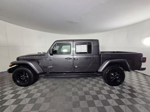 Certified 2025 Jeep Gladiator Sport image 9