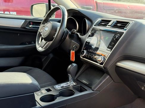 Used 2018 Subaru Legacy 2.5i Premium AWD/4WD image 46