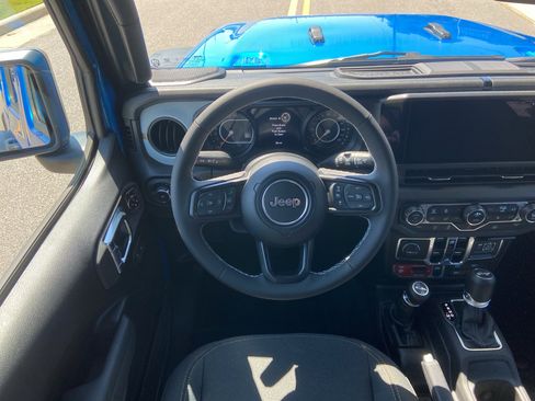 New 2025 Jeep Wrangler Willys image 18