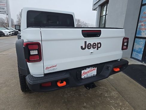 New 2026 Jeep Gladiator Mojave image 8