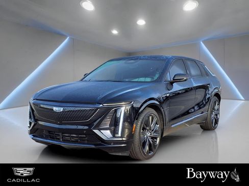 Certified 2024 Cadillac Lyriq Sport AWD/4WD image 1