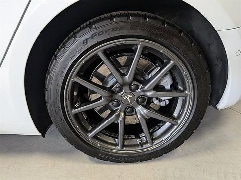 Used 2020 Tesla Model 3 Long Range AWD/4WD image 14
