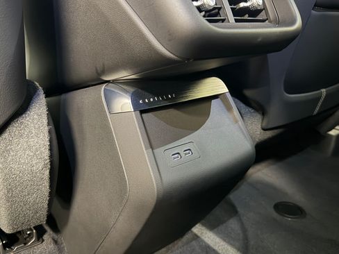 Certified 2024 Cadillac Lyriq Tech w/ Driver Assist Package AWD/4WD image 43