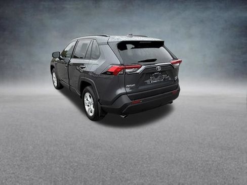 Used 2020 Toyota RAV4 XLE w/ Convenience Package AWD/4WD image 3