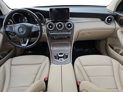 Used 2018 Mercedes-Benz GLC 300 image 9