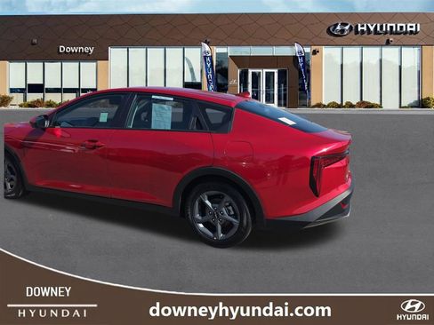 Used 2025 Kia K4 FWD image 3