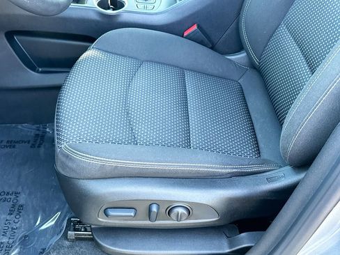 Certified 2023 GMC Terrain SLE w/ Driver Convenience Package image 19