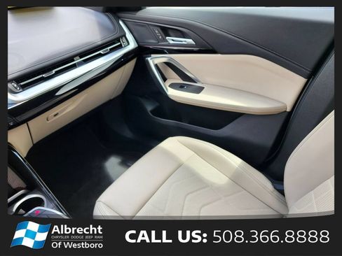 Used 2024 BMW X1 xDrive28i AWD/4WD image 15