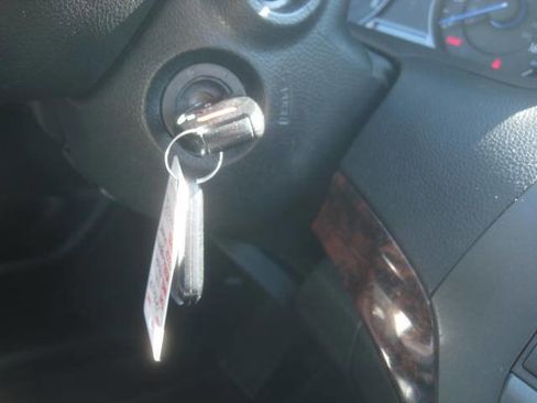 Used 2012 Honda Crosstour EX-L image 27