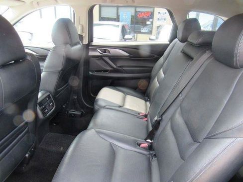 Used 2021 MAZDA CX-9 Touring AWD/4WD image 18