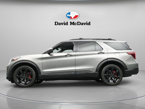 Used 2020 Ford Explorer ST w/ ST Street Pack image 5