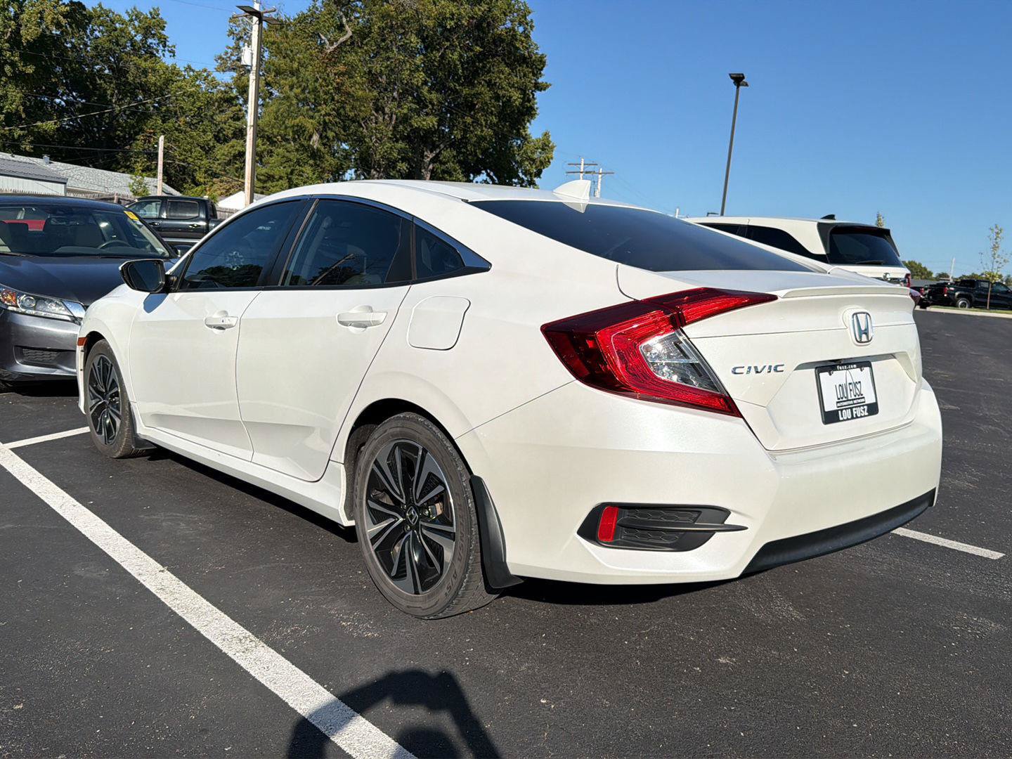 Used 2016 Honda Civic EX-L image 3