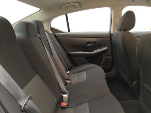 Used 2025 Nissan Sentra SV FWD image 21