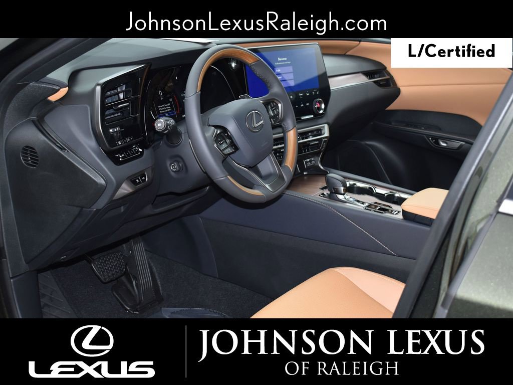 Used 2025 Lexus RX 350 Premium w/ Accessory Package FWD image 10