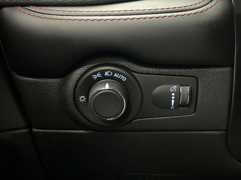 Used 2025 Dodge Durango R/T image 28